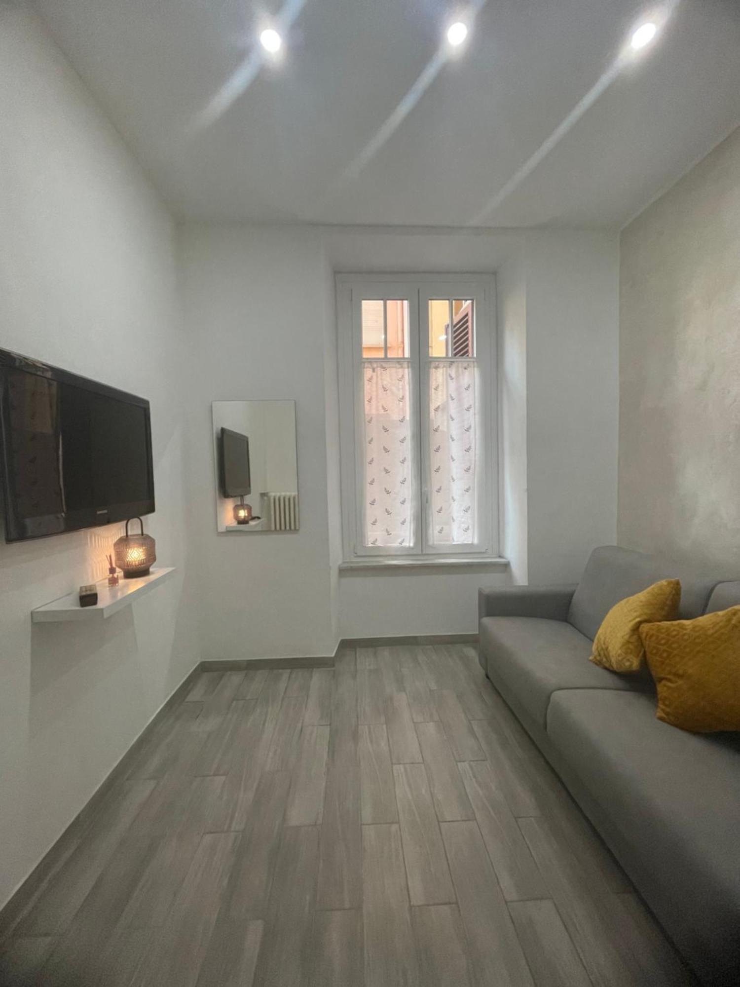 阿斯蒂La Casa Nel Viale公寓 外观 照片